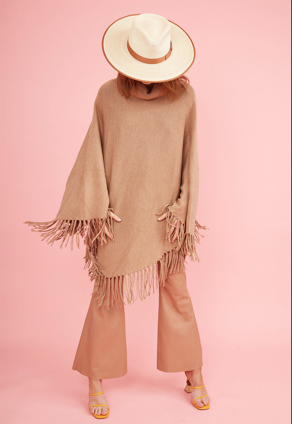 TASSEL PONCHO CAMEL